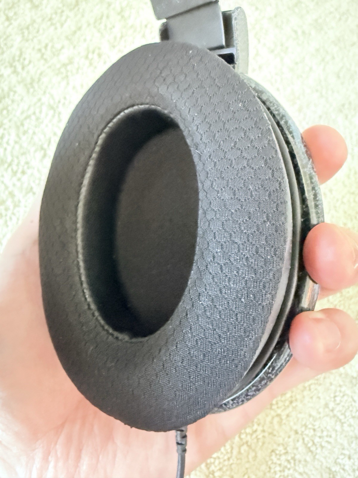 Sennheiser HD 600 Open-Back Wired Over-Ear Headphones Black/Gray 3.5mm