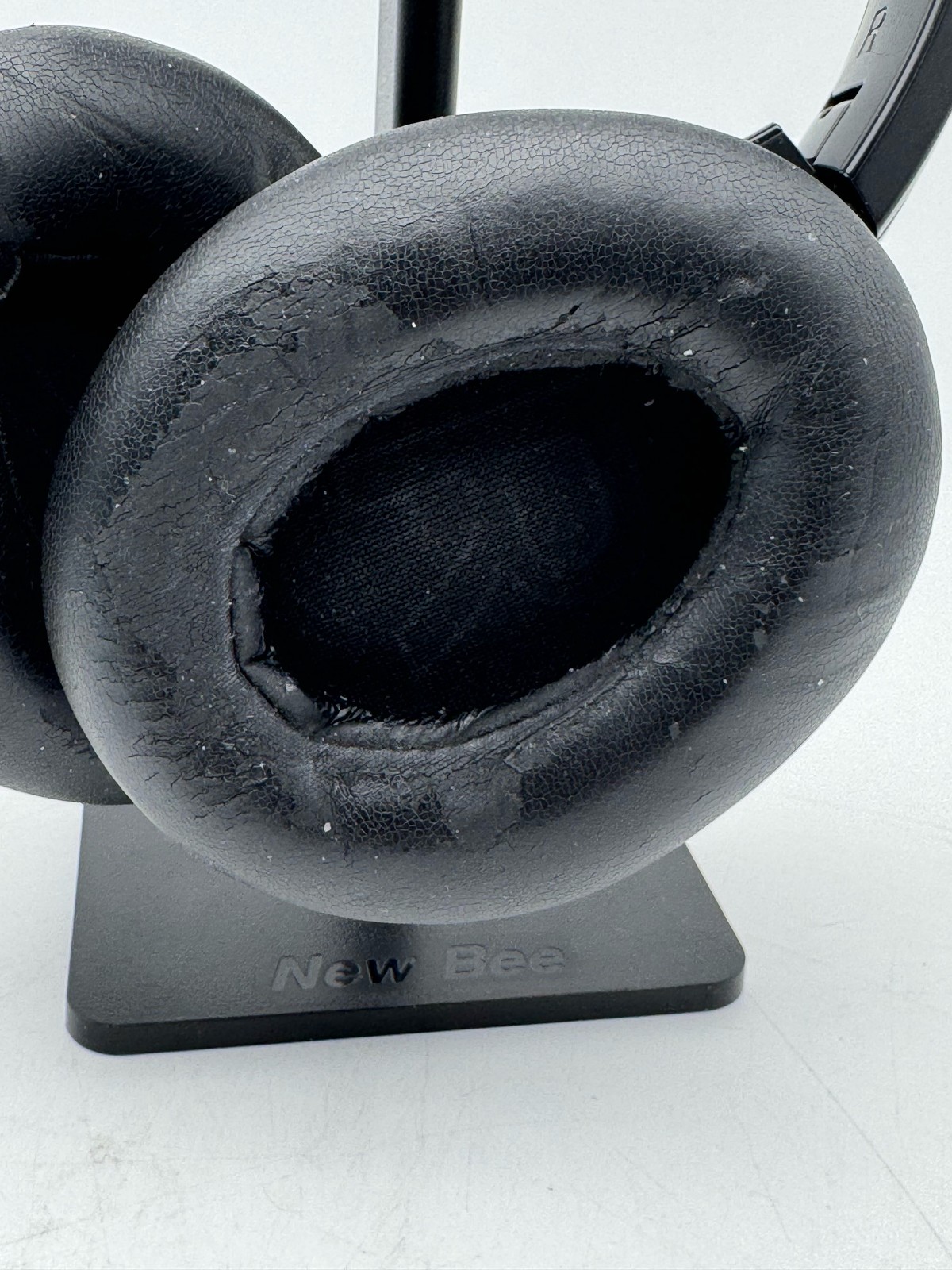 (BROKEN) Soundcore Q20i Hybrid Noise Cancelling Wireless Headphones Black