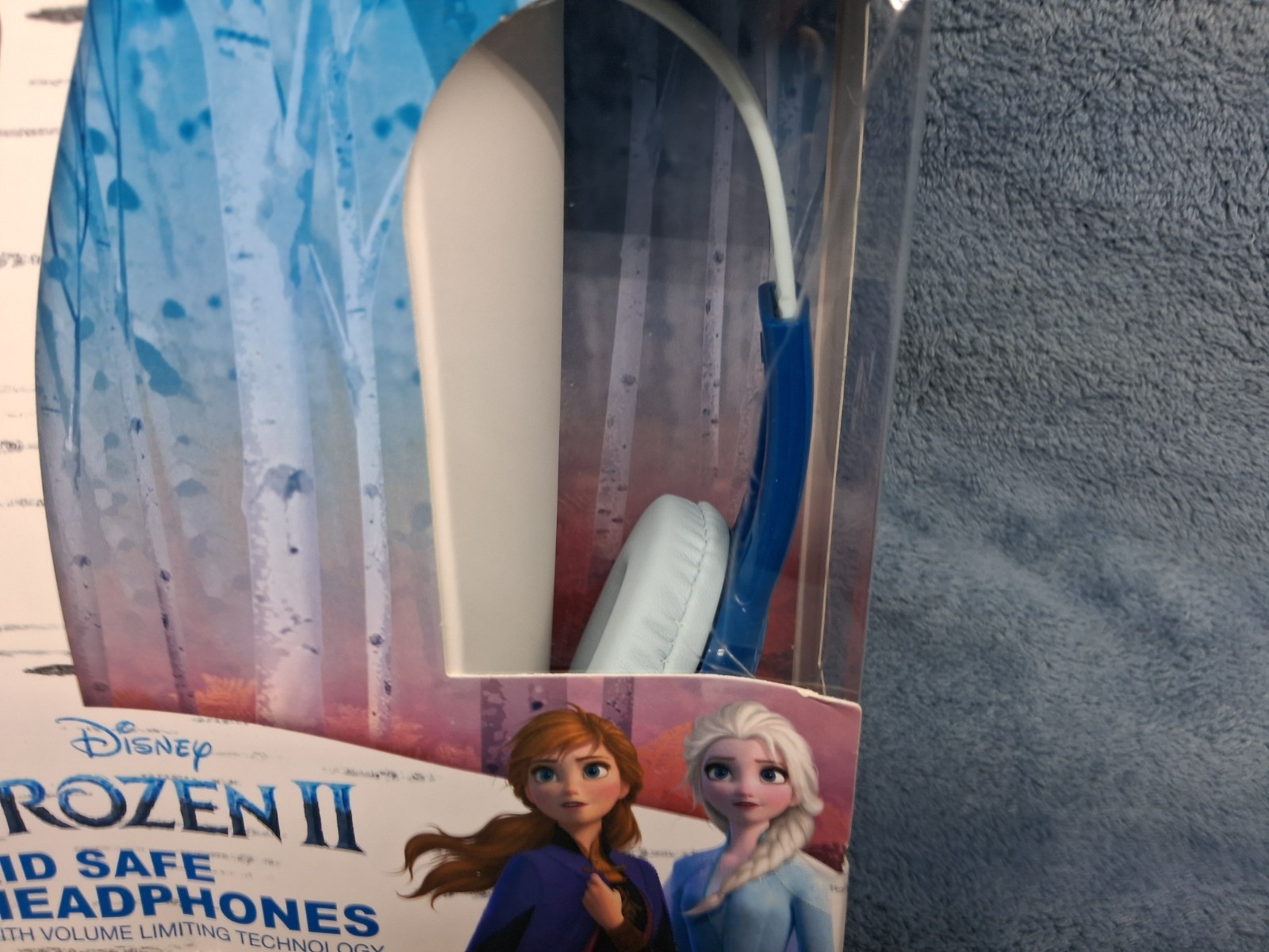 Disney Frozen II Kid Safe Headphone With Volume Limiting Technology