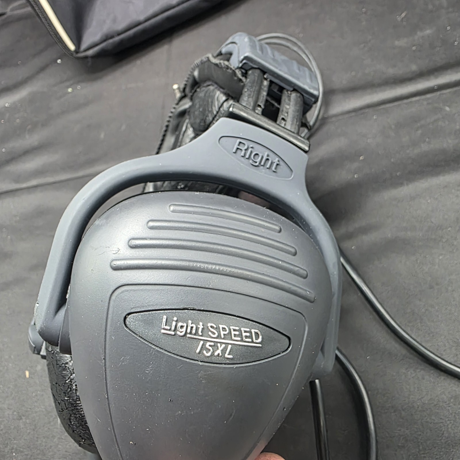 LightSPEED 15XL Aviation Headset w/ Microphone, Carrying Case