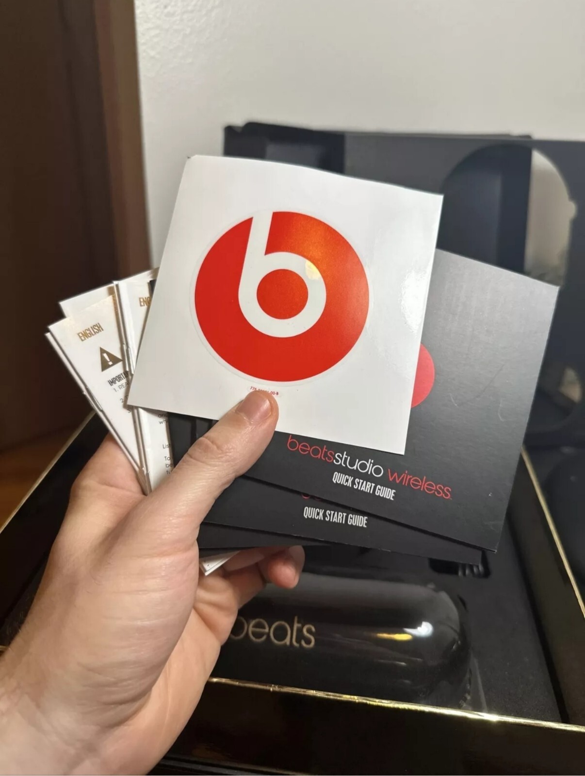 2013 Beats By Dr. Dre(Pill 2.0+Studio Headphones)Limited Edition Gloss Gold Set