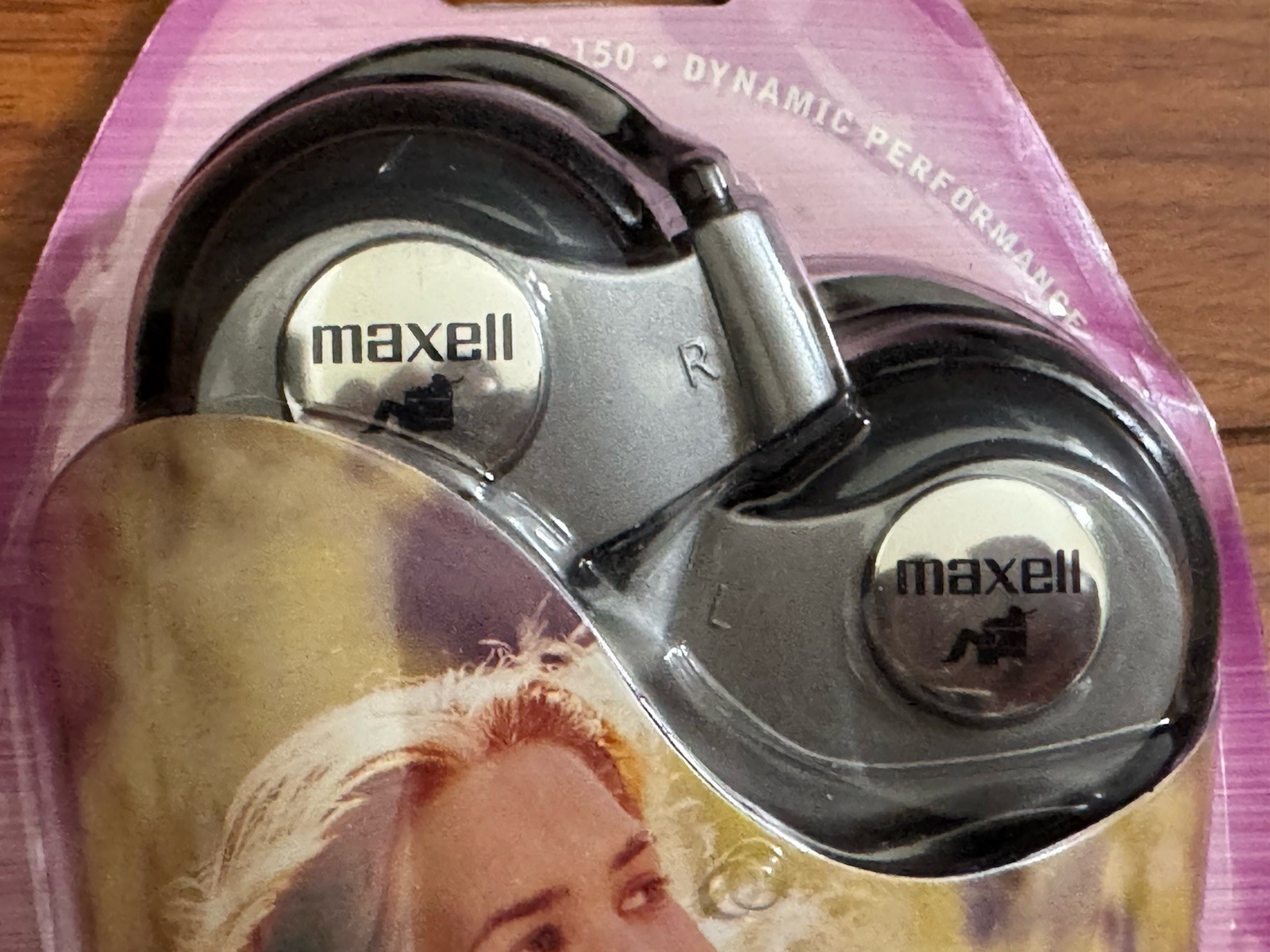 Maxell EC-150 Earclip Headphones (FREE SHIPPING)
