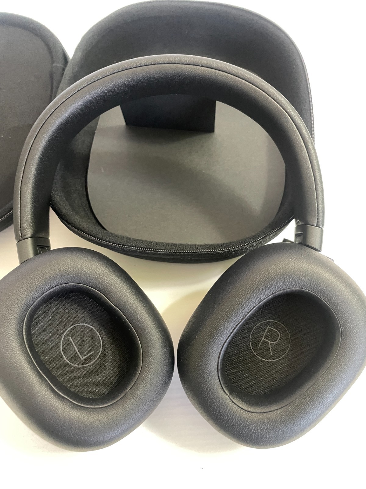 Harman Kardon Fly ANC Premium Bluetooth Noise Cancel Headphones 30 Day Warranty