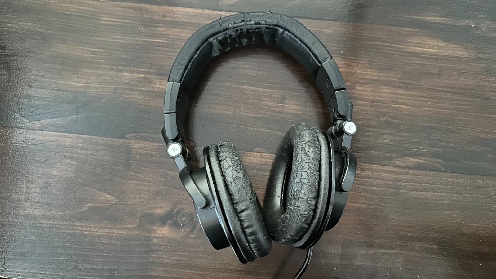 Audio-Technica ATH-M50X Professional On The Ear Headphones – Black