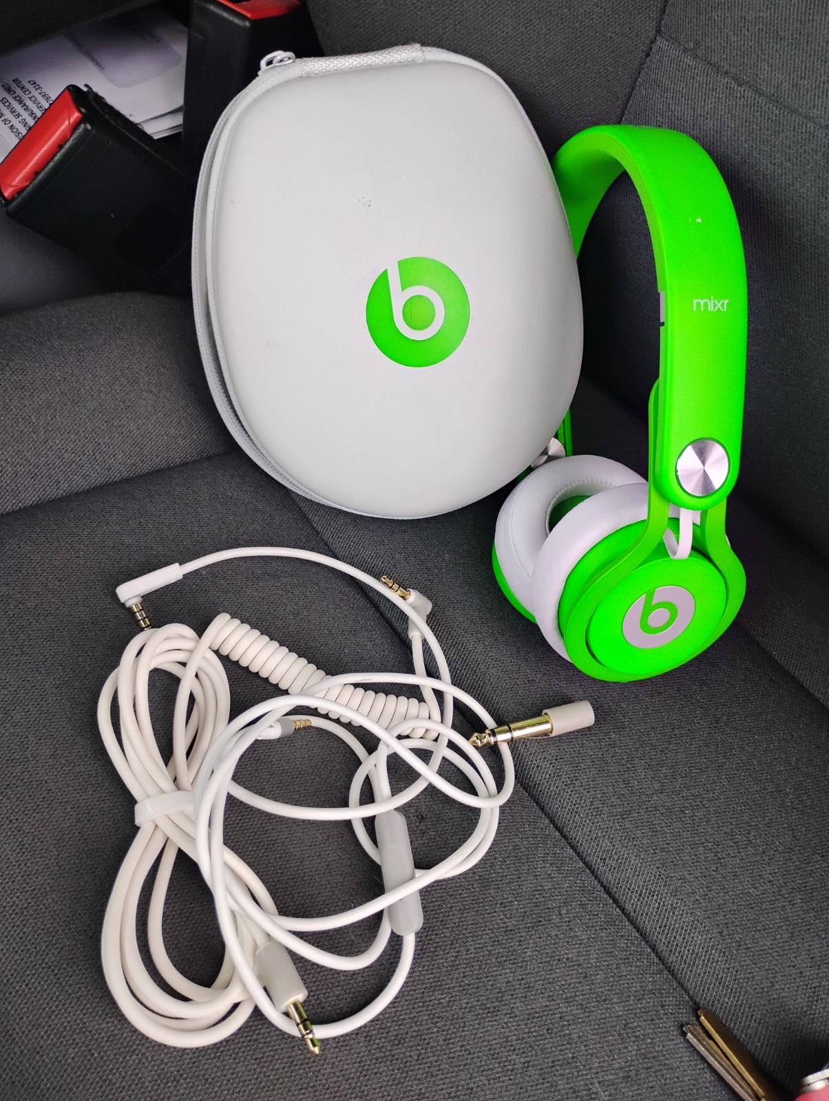 Beats by Dr. Dre Mixr On-Ear W/Case Limited Edition DJ David Guetta
