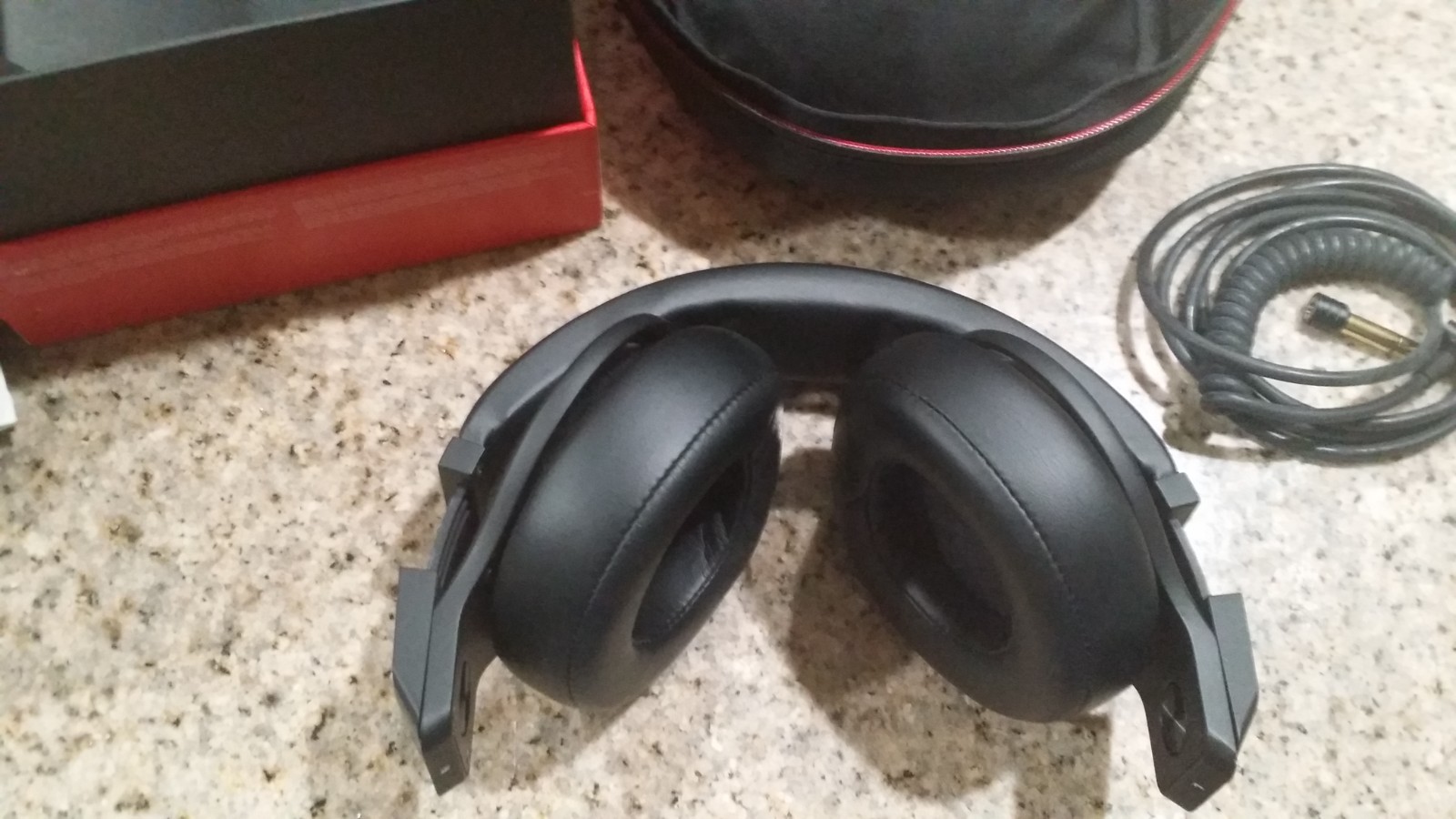 Beats by Dr. Dre Pro Beats Over the Ear Headphones Black color