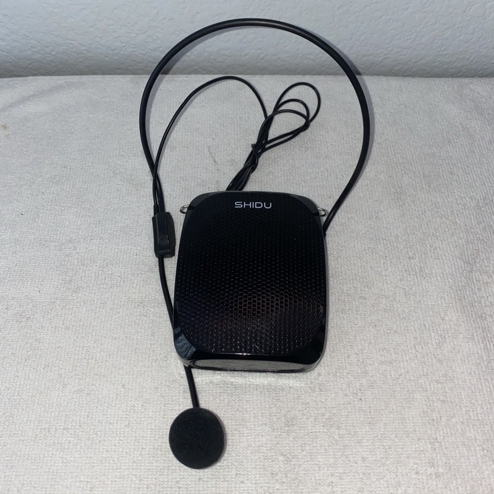 Portable Voice Amplifier with Microphone for Teachers, Guides, Fitness, Dance