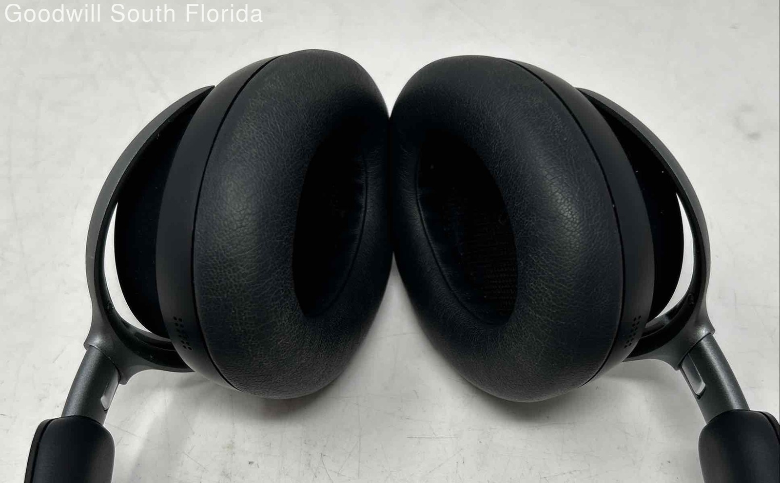 Bose Black Adjustable Headband Wireless Over Ear Headphone Not Tested NCL