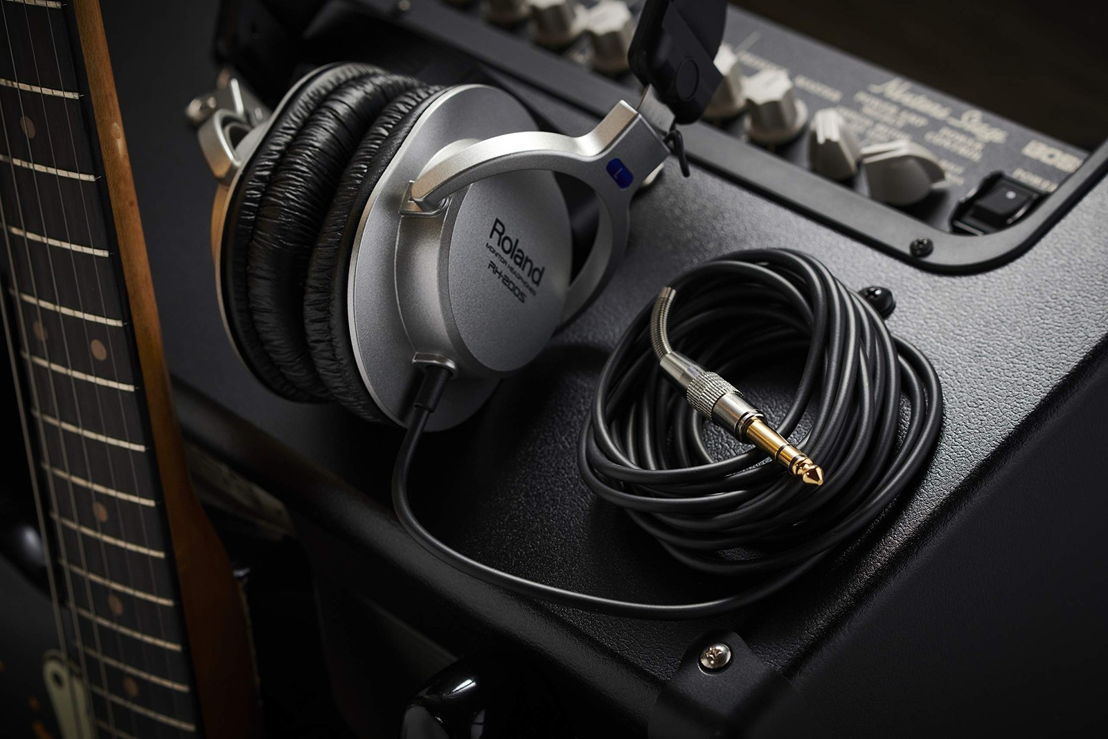 Roland RH-200S Monitor Headphones Silver 3.4m Cable Length Studio Monitoring