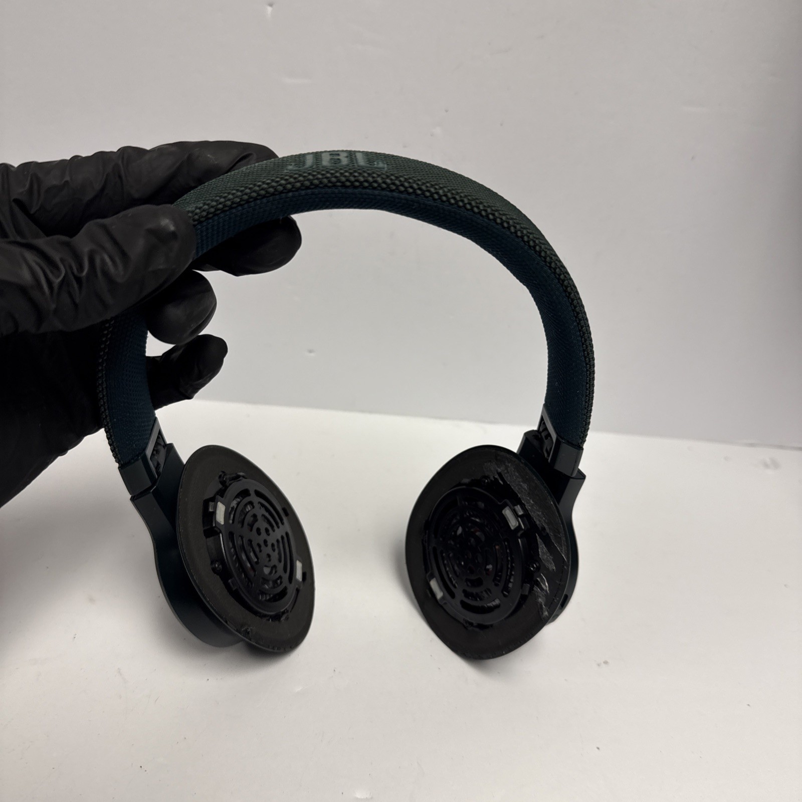 JBL Live 500BT Over-the-Ear Wireless Bluetooth Headphones Green Needs Pads