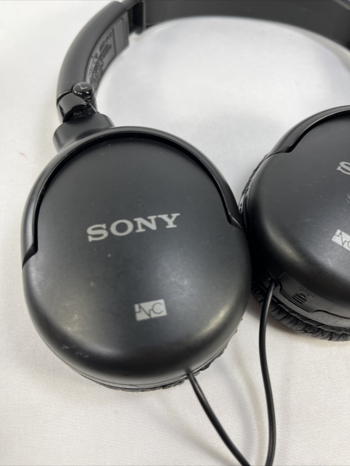 Sony MDR-XB400 + MDR NC8 Headphones Black lot of 2 tested