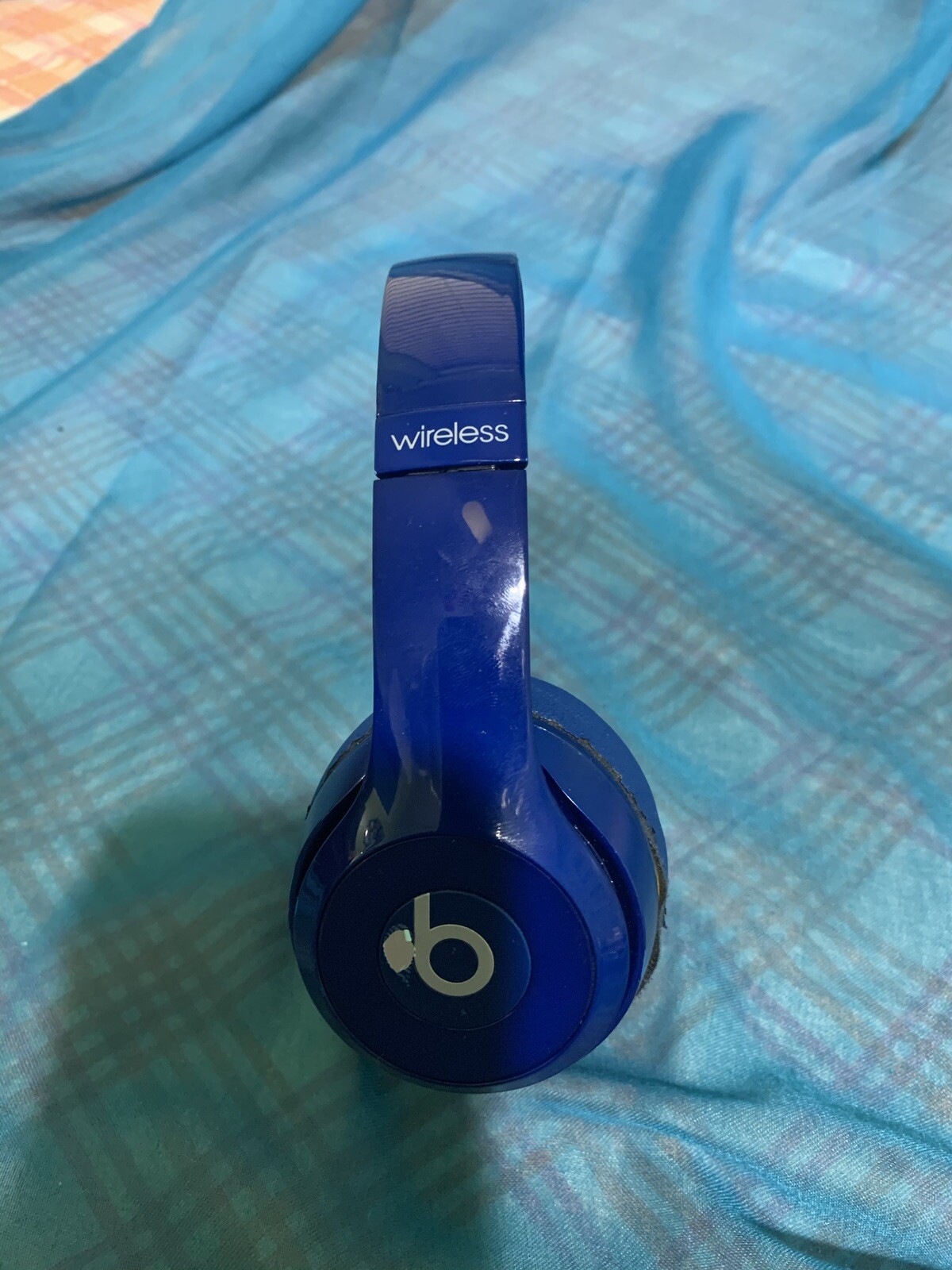 Beats by Dr. Dre Solo3 Over the Ear Headphone – Gloss Black