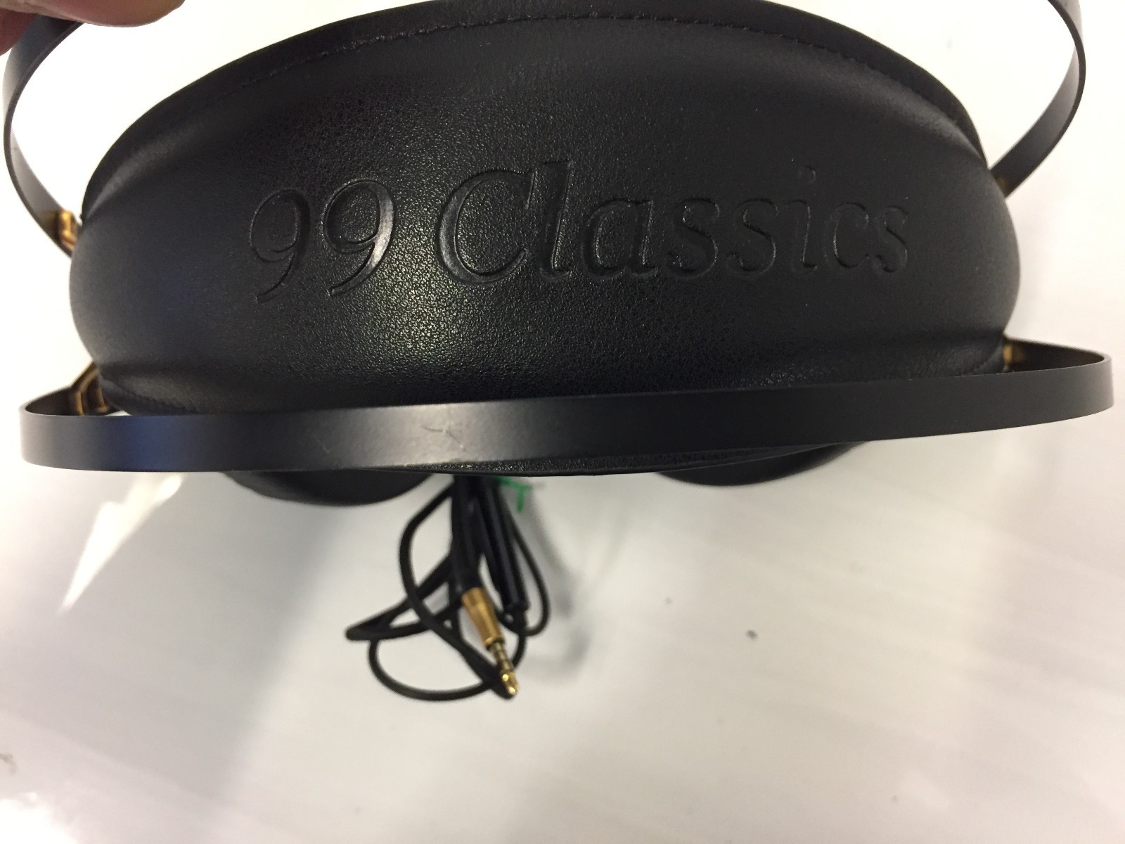 Meze Audio 99 Classics Over-Ear Headphones Walnut Wood Gold Finish