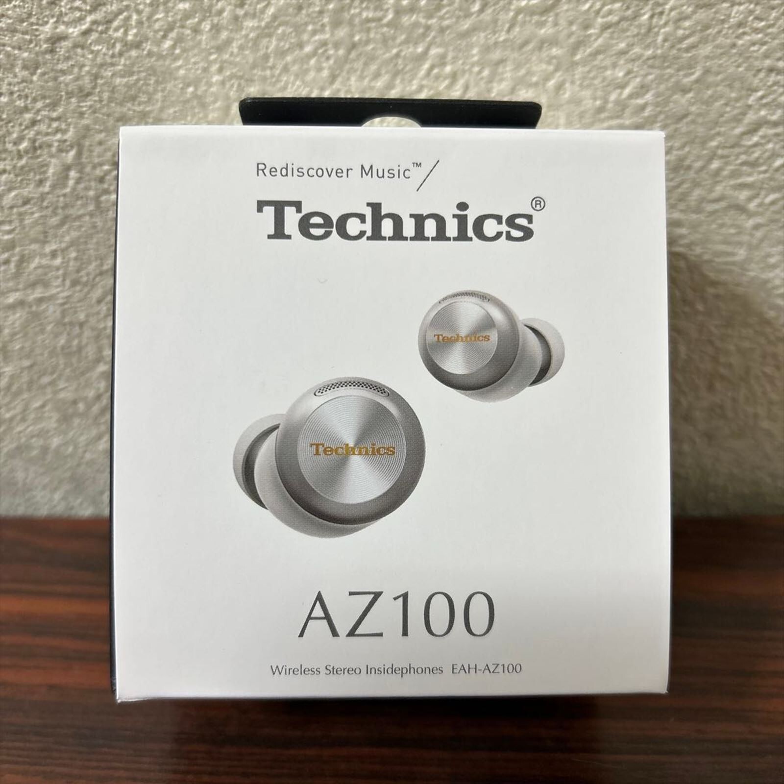 Technics EAH-AZ100 Wireless Earphones Magnetic Fluid Driver Bluetooth Silver NEW