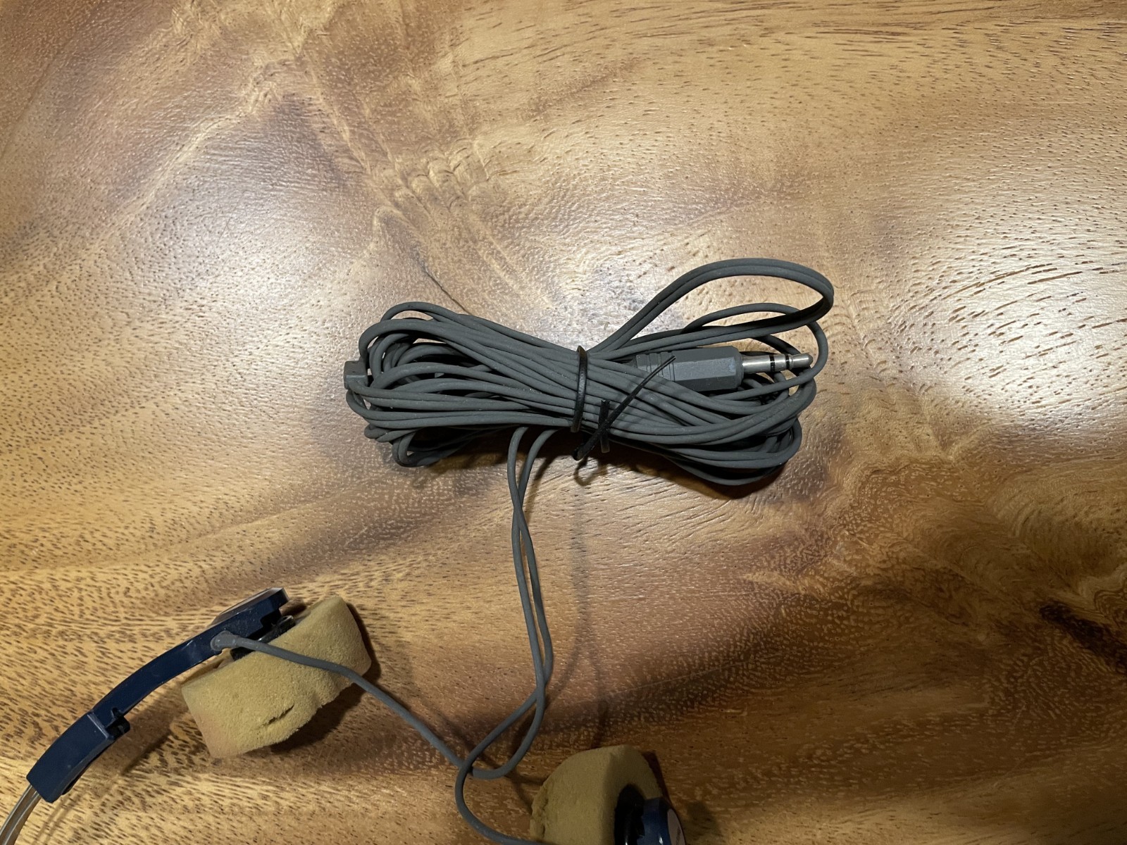 Vintage Philips EM6122 Headphones – Working