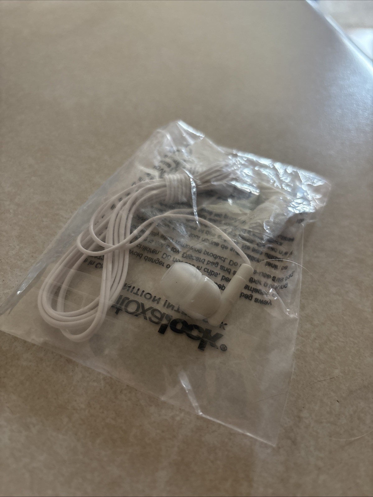 In-Ear Only Headphones – White NOS Sealed New Earbuds