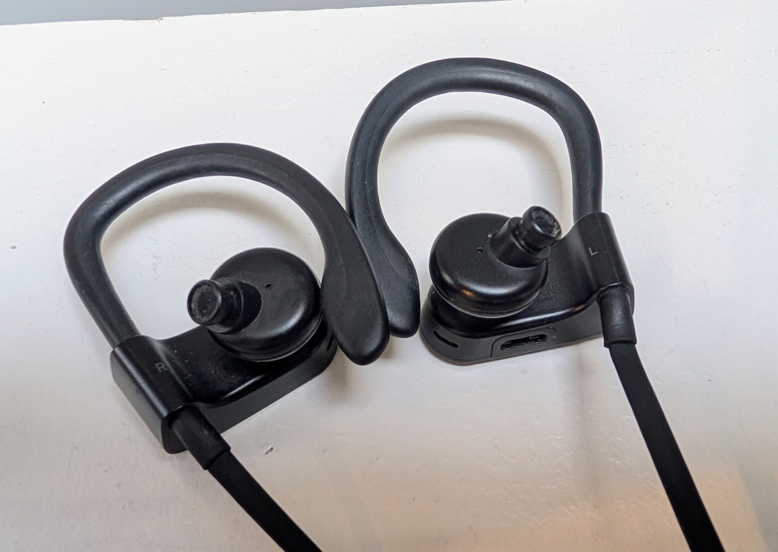 Beats by Dr. Dre Powerbeats3 Wireless Bluetooth In-Ear Headphones Black