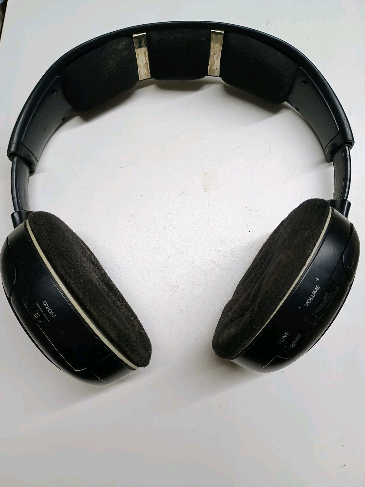 Sennheiser HDR 120 Wireless RF Headphones Rechargeable Untested