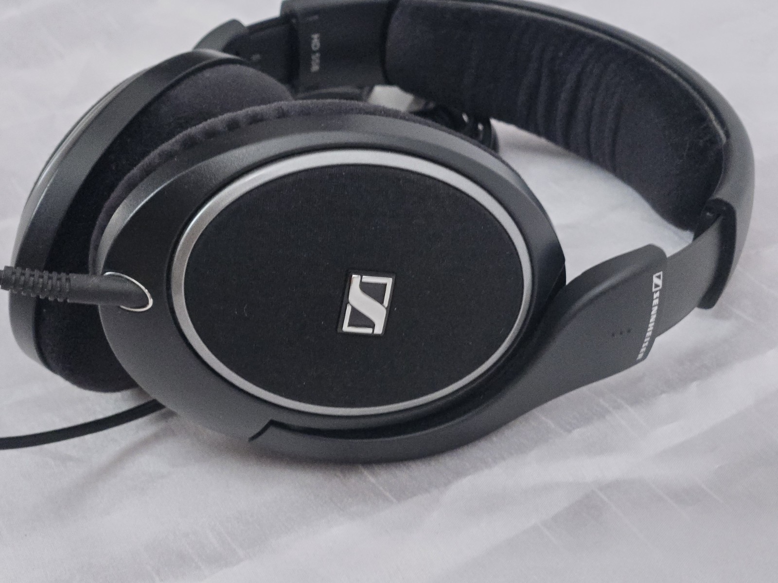 Sennheiser HD 558 Wired Open-Back Over-Ear Headphones Tested Works