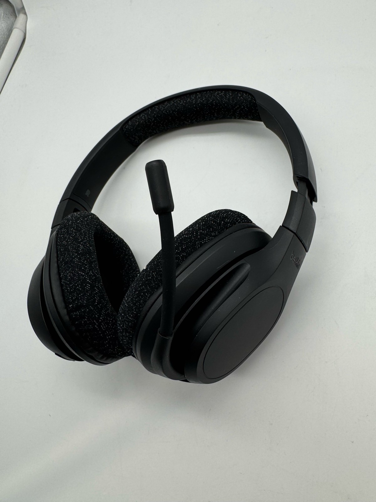 Belkin SoundForm Adapt Wireless Over-Ear Headset Headphones Black (3)