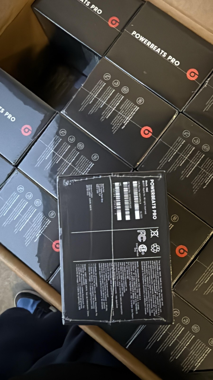 NEW Beats by Dr. Dre Powerbeats Pro Wireless Bluetooth Earbuds Headphones Black