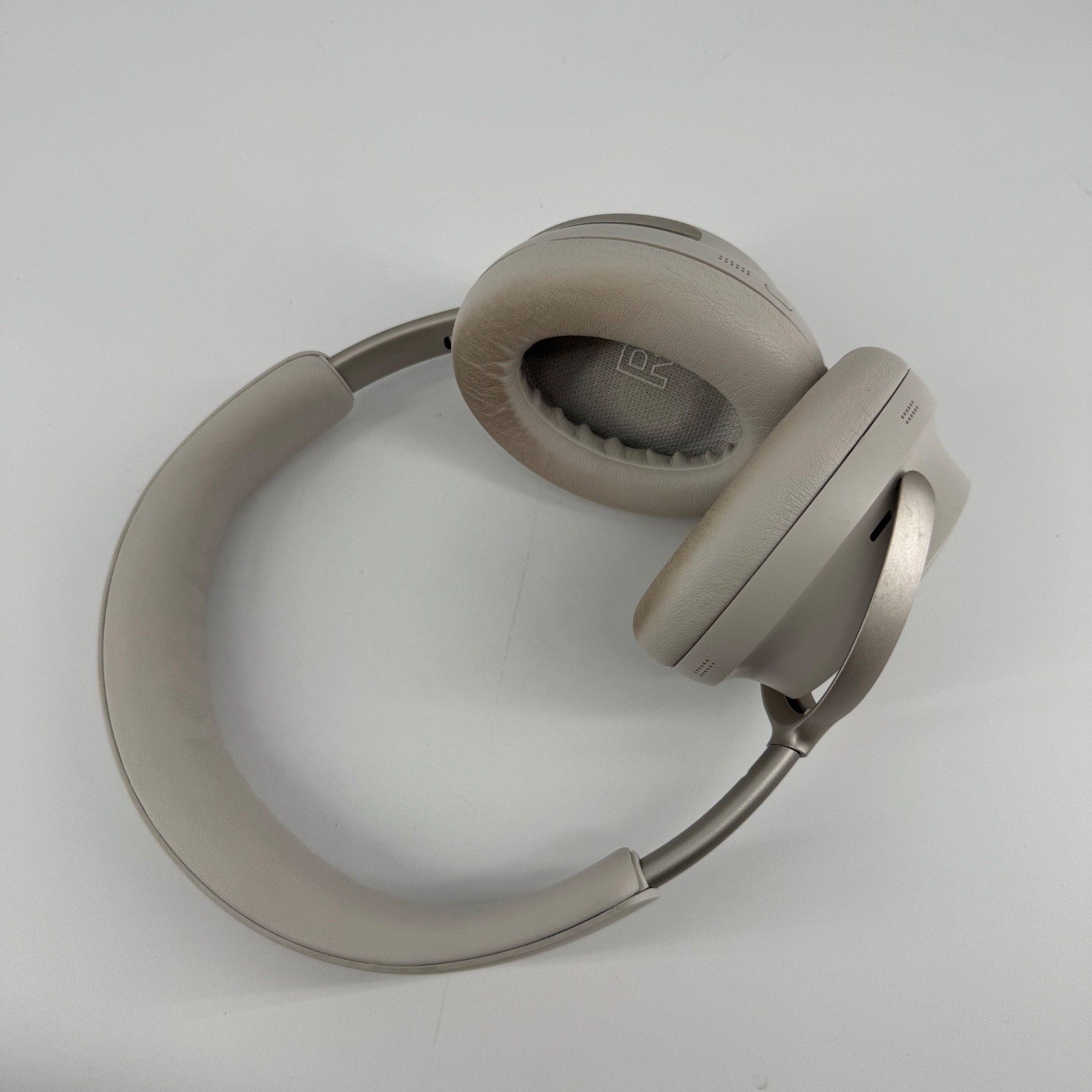 Bose QuietComfort Ultra Over-Ear Headphones – White Smoke acceptable