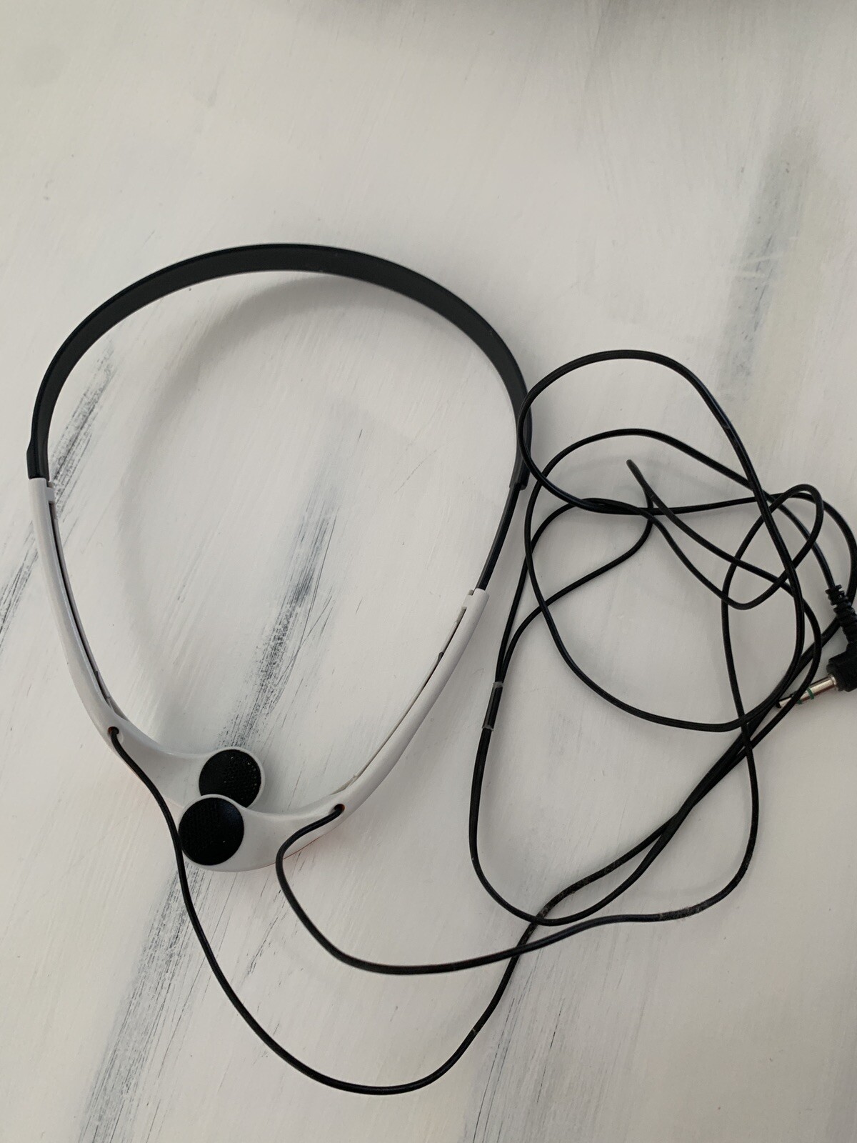 Sony MDR-W014 Headphones Lightweight Style. New other.