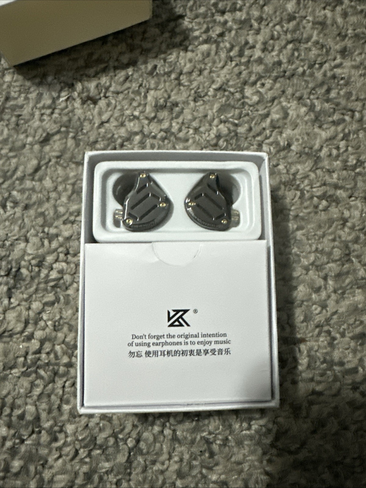 KZ ZS10 PRO in Ear Monitor Headphones Wired Earbuds, W/ Mic, 3.5mm Jack