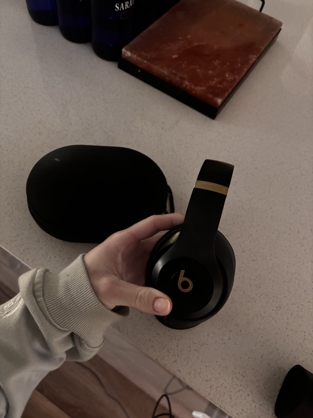 Beats by Dr. Dre Wireless Headband Headphones Black Brown Gold with Case