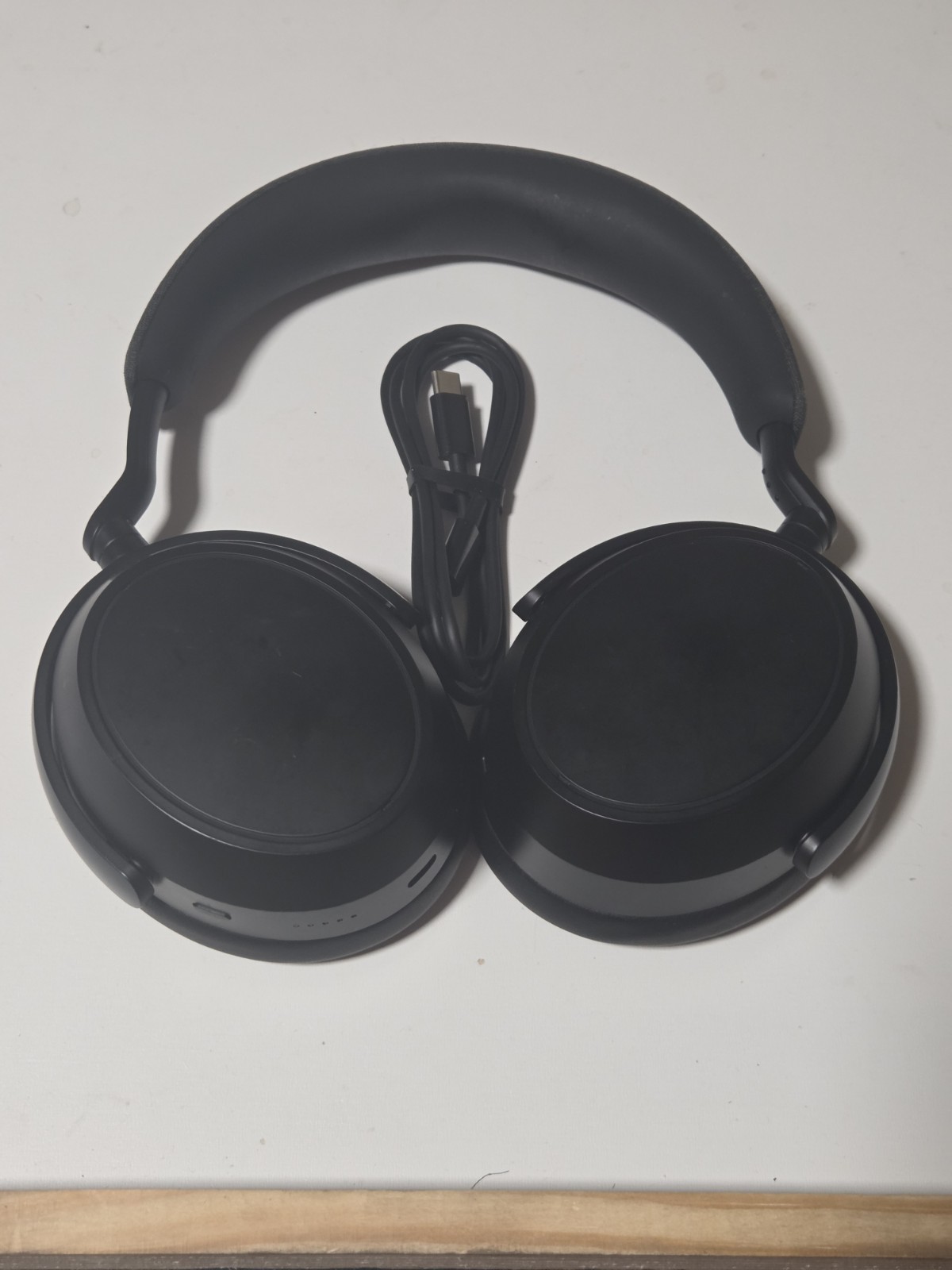 Sennheiser MOMENTUM 4 Wireless Over-Ear Headphones – Black Works VGUC