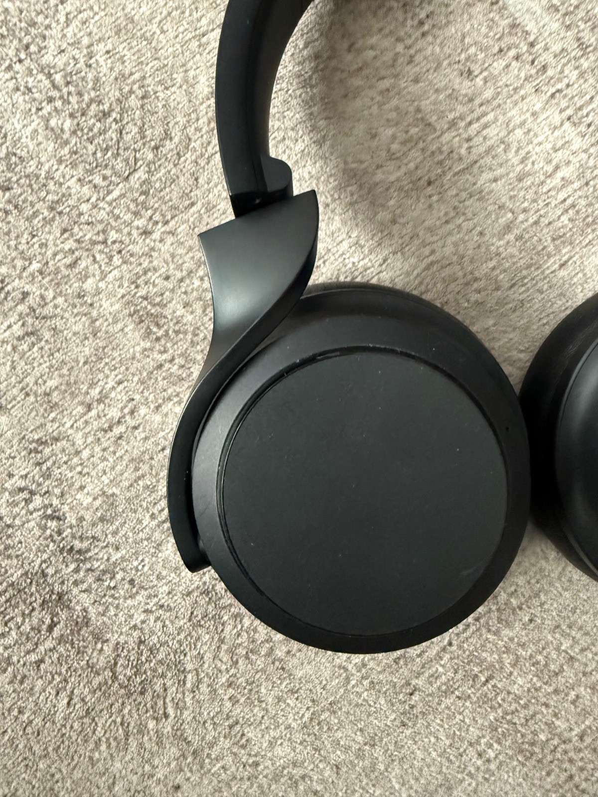 Wyze WNCH1 Wireless Noise-Cancelling Headphones Black 20-Hour Battery /Tested