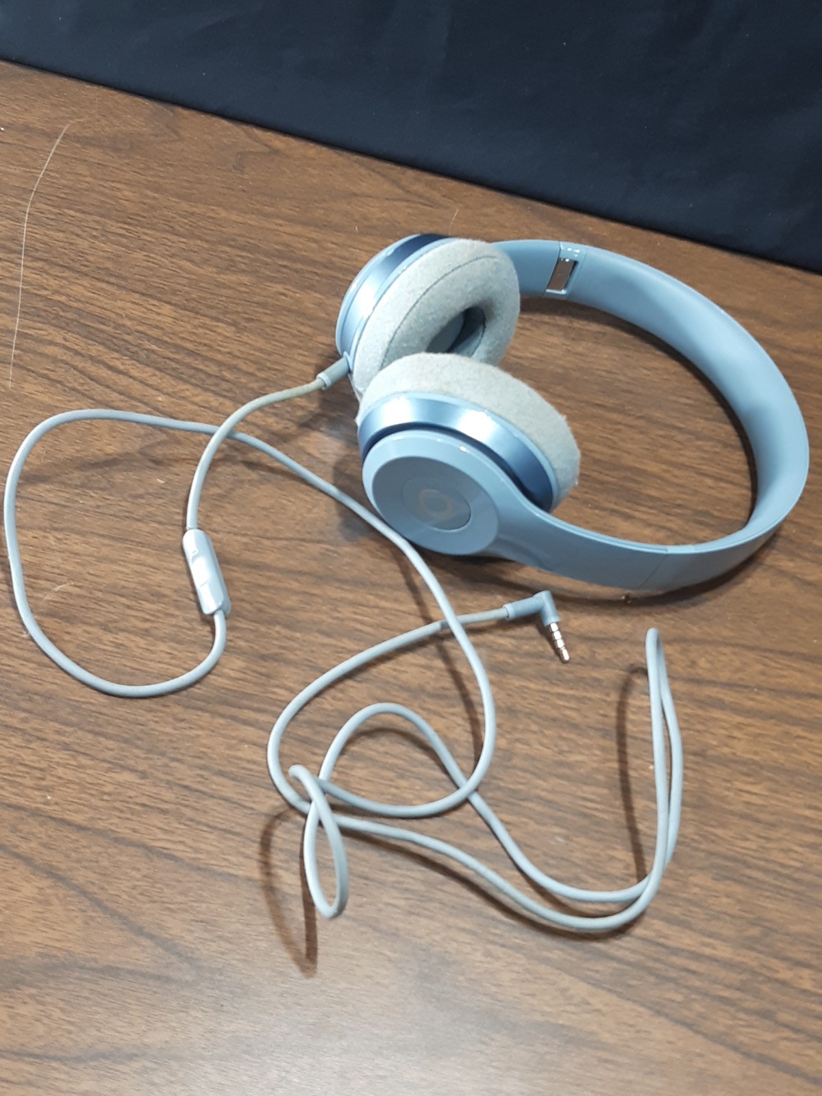 Beats Solo 2 Wired On-Ear Headphones Baby Blue WORKS