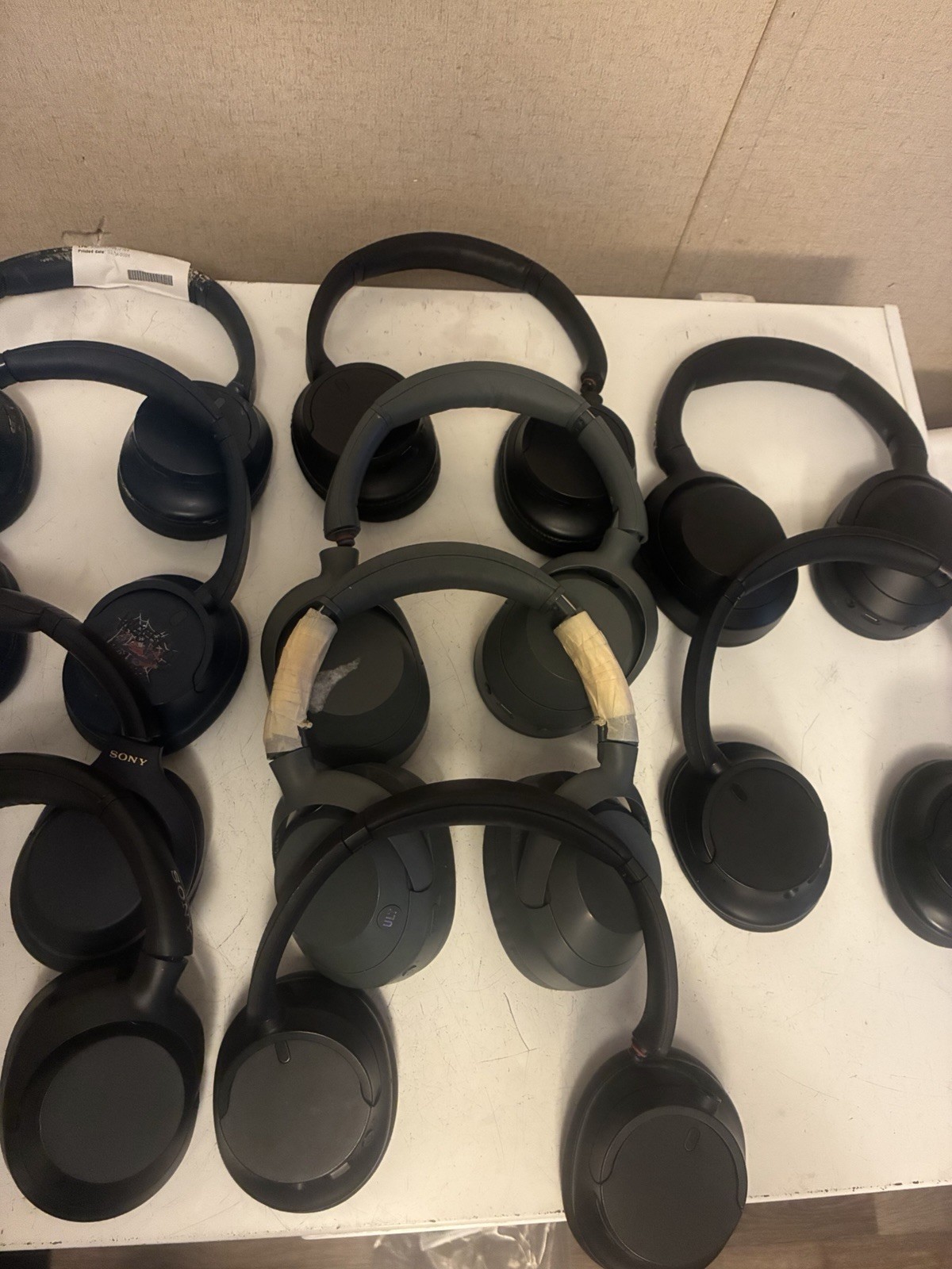 Lot Of 10 Sony Headphone WH1000XM4 , WHULT900N , WHCH720N Noise Canceling,