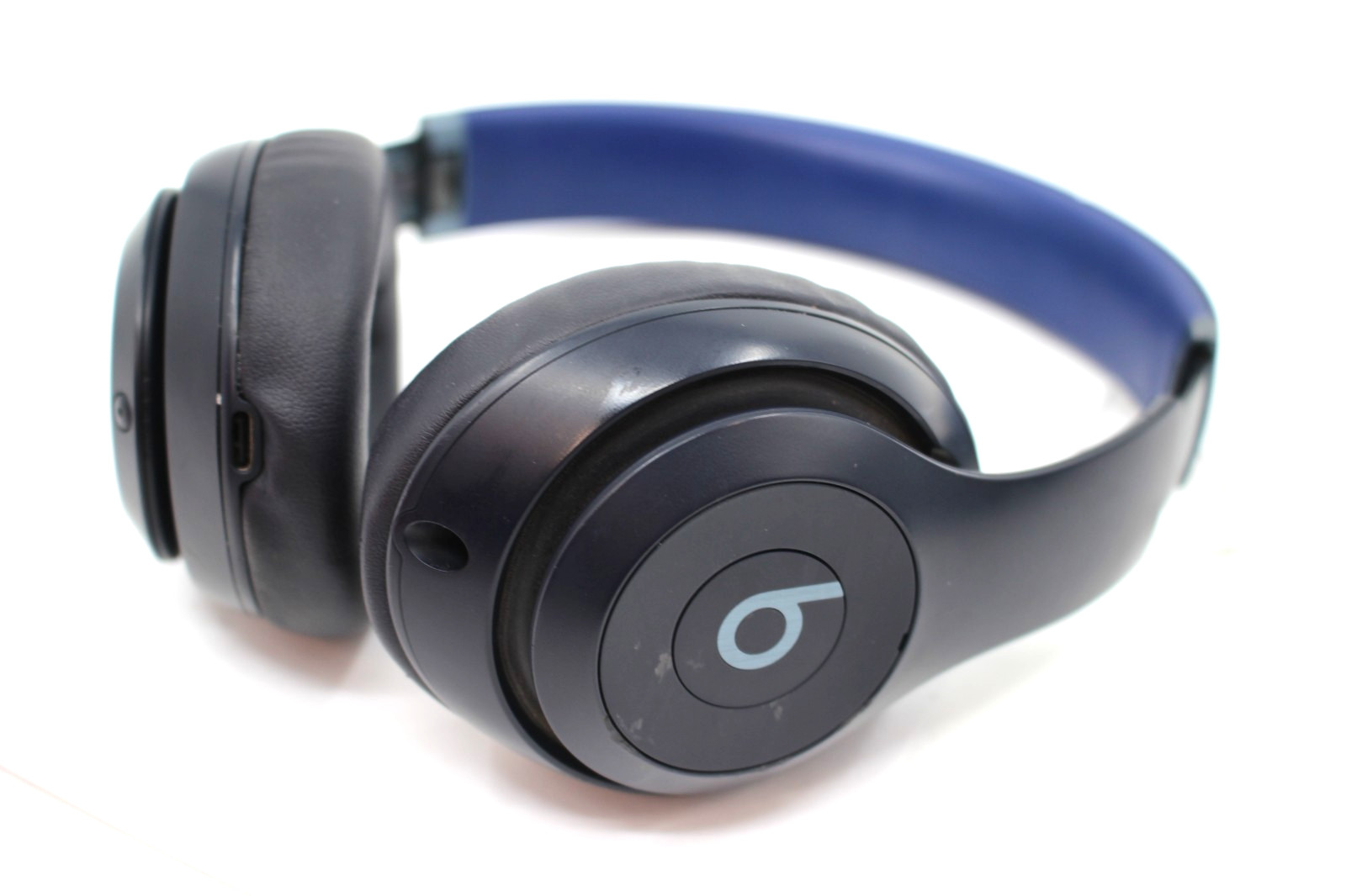 Beats by Dr. Dre Studio Pro Wireless Over-Ear Headphones – Navy