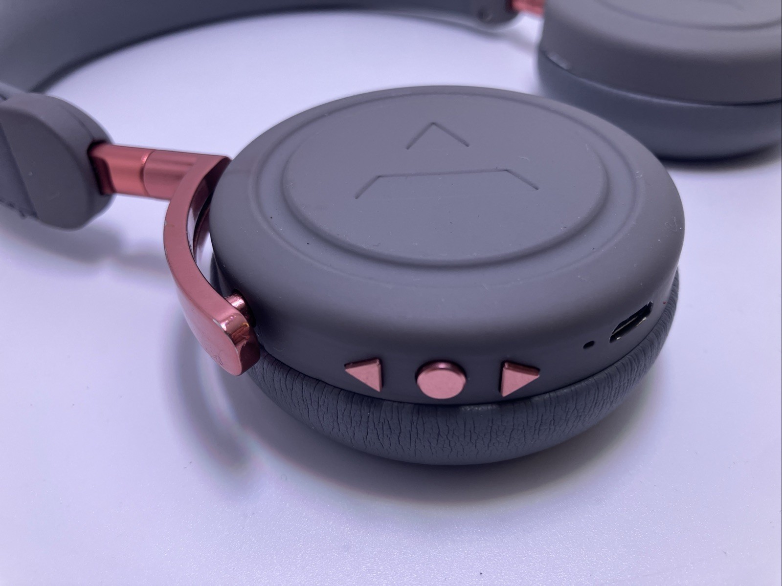 Vain STHLM Commute Wireless Headphones Gray Excellent Swedish-designed
