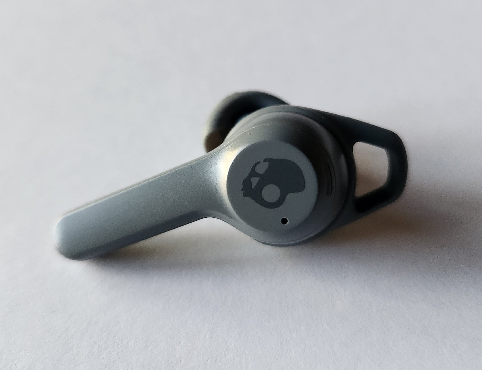 Unused GRAY Skullcandy INDY ANC True Wireless LEFT SIDE ONLY Headphones wth Wing