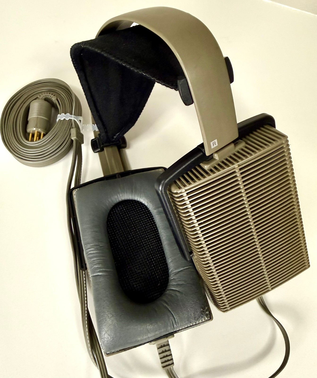 Stax SR-Lambda Nova Classic electrostatic headphones