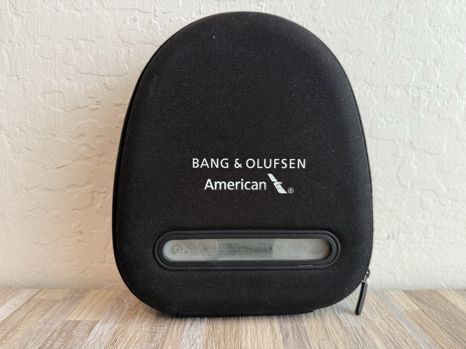 Bang & Olufsen American Airlines Flight Headphones 3 Prong Jack W/ Case