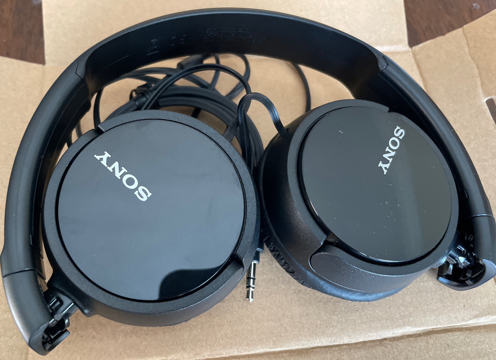 Sony MDR-ZX110 Stereo Monitor Over-Head Headphones Black MDRZX110