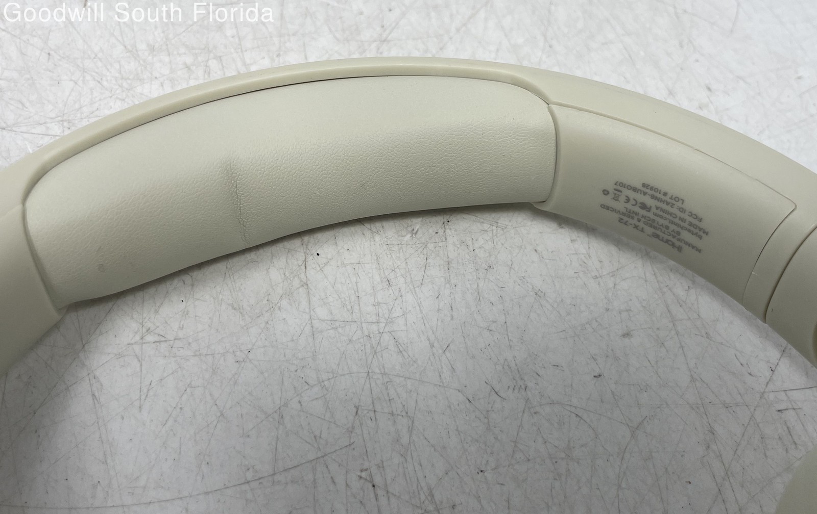 iHome TX-72 Beige Bluetooth Wireless Over The Ear Headphones Not Tested