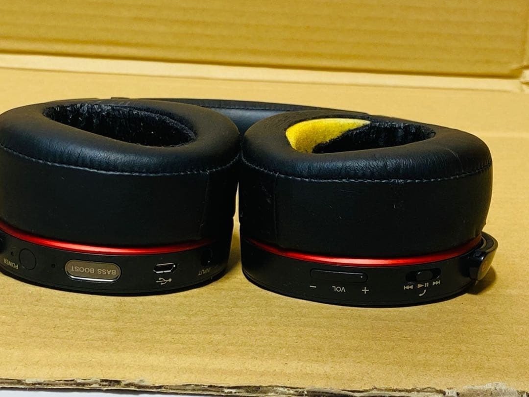 Sony MDR-XB950BT Over the Ear Wireless Headphone Black Good GP