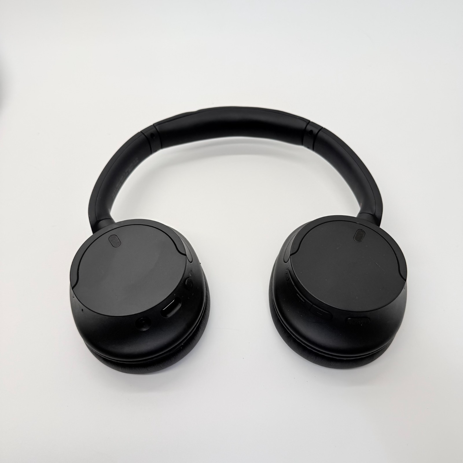 Sony WH-CH720N/B Noise Canceling Wireless Headphones WHCH720N – Black