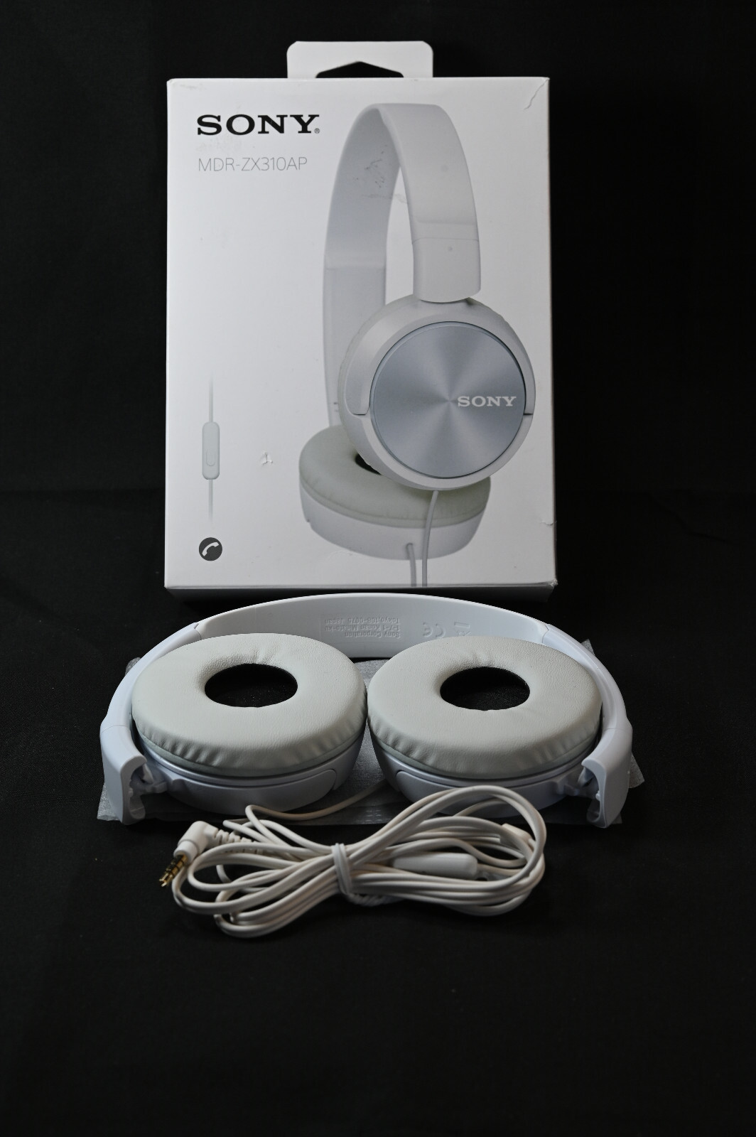 Sony MDR-ZX310AP/B ZX Series On-Ear Stereo Headphones w/Mic MDRZX310AP White