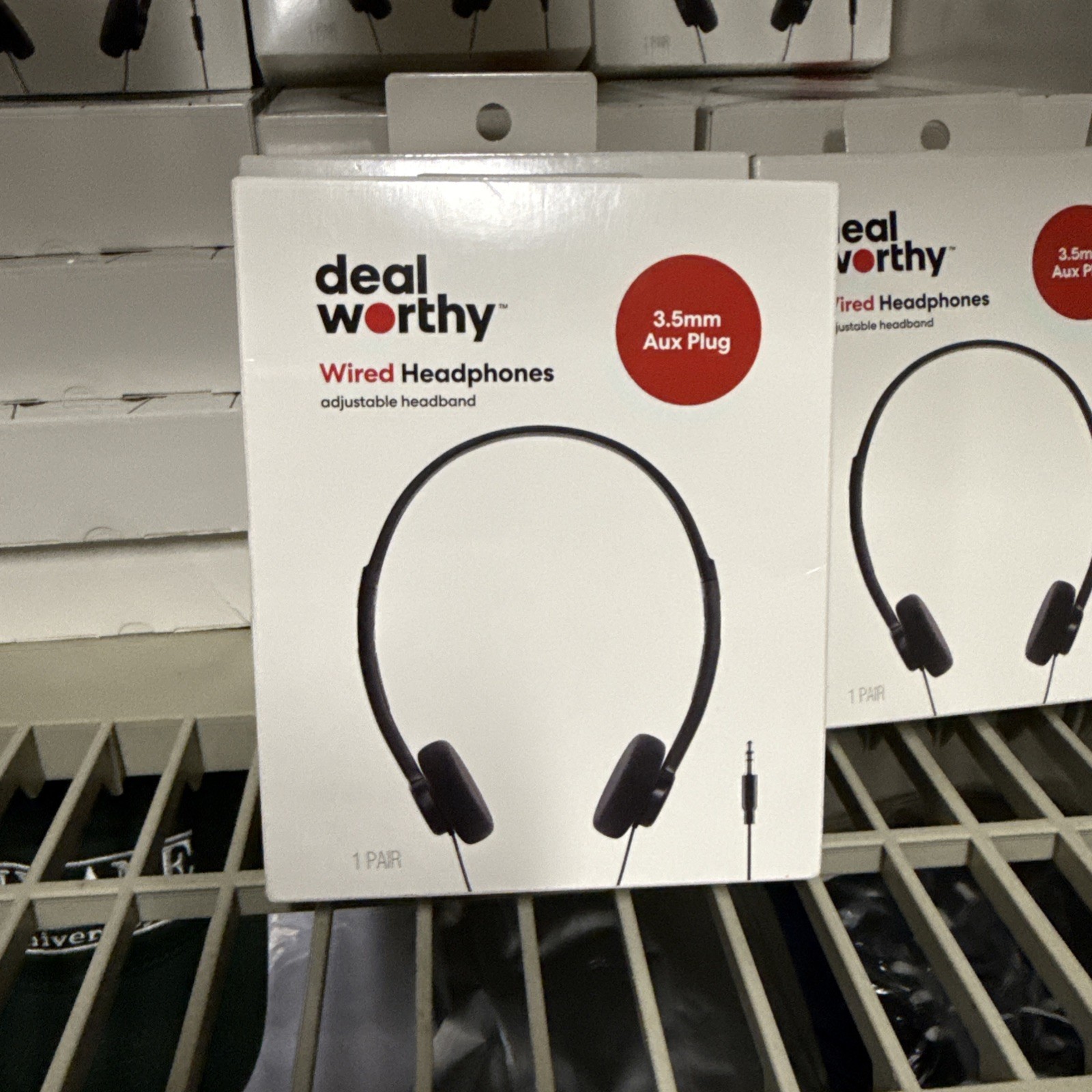 ?HUGE Bulk RESELLER Lot OF 32 Retro On-Ear Headphones Wired, 3.5mm Jack