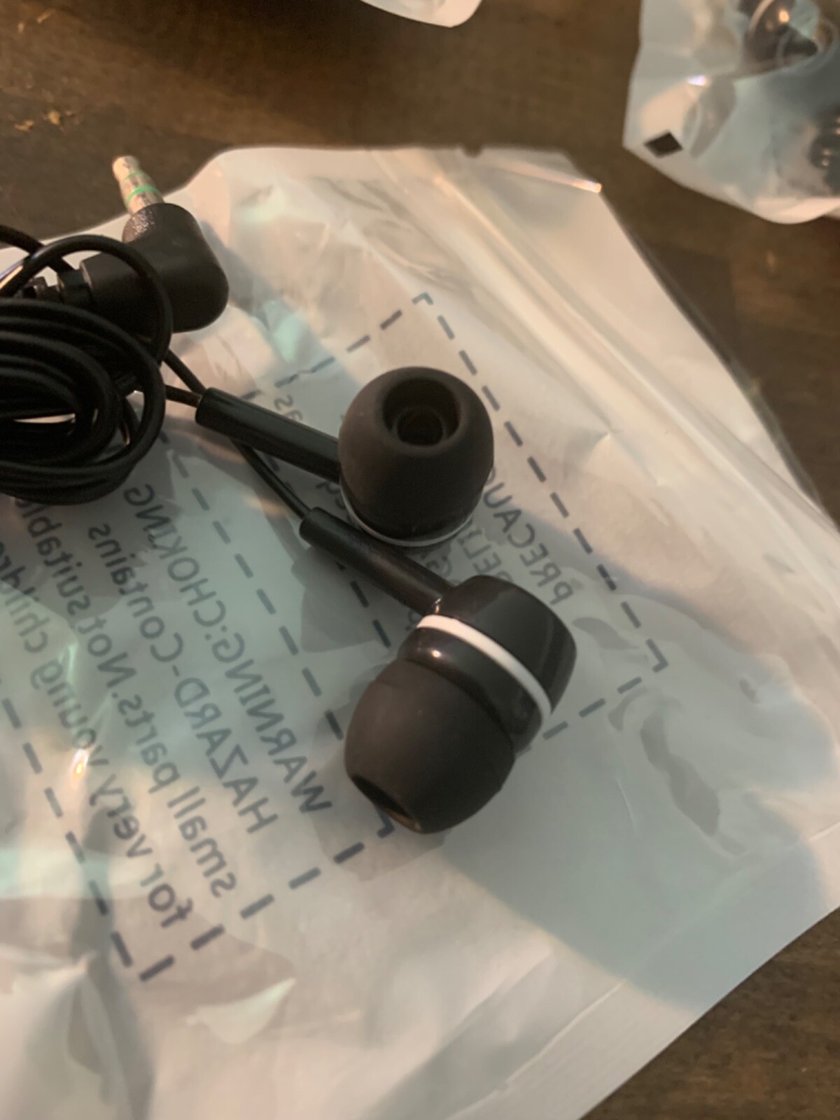 3X NEW Stereo Earbuds 3.5mm, silicone tips, 5 FT inch length, Black – Angle plug