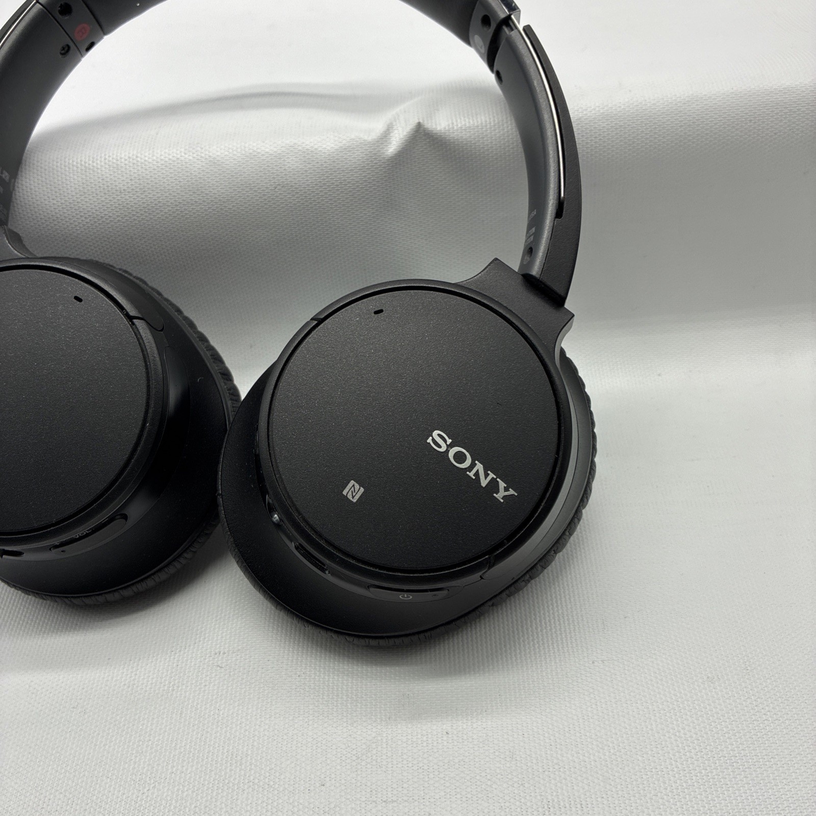 Sony WH-CH700N Bluetooth Noise Canceling Wireless Headphones -Tested Working