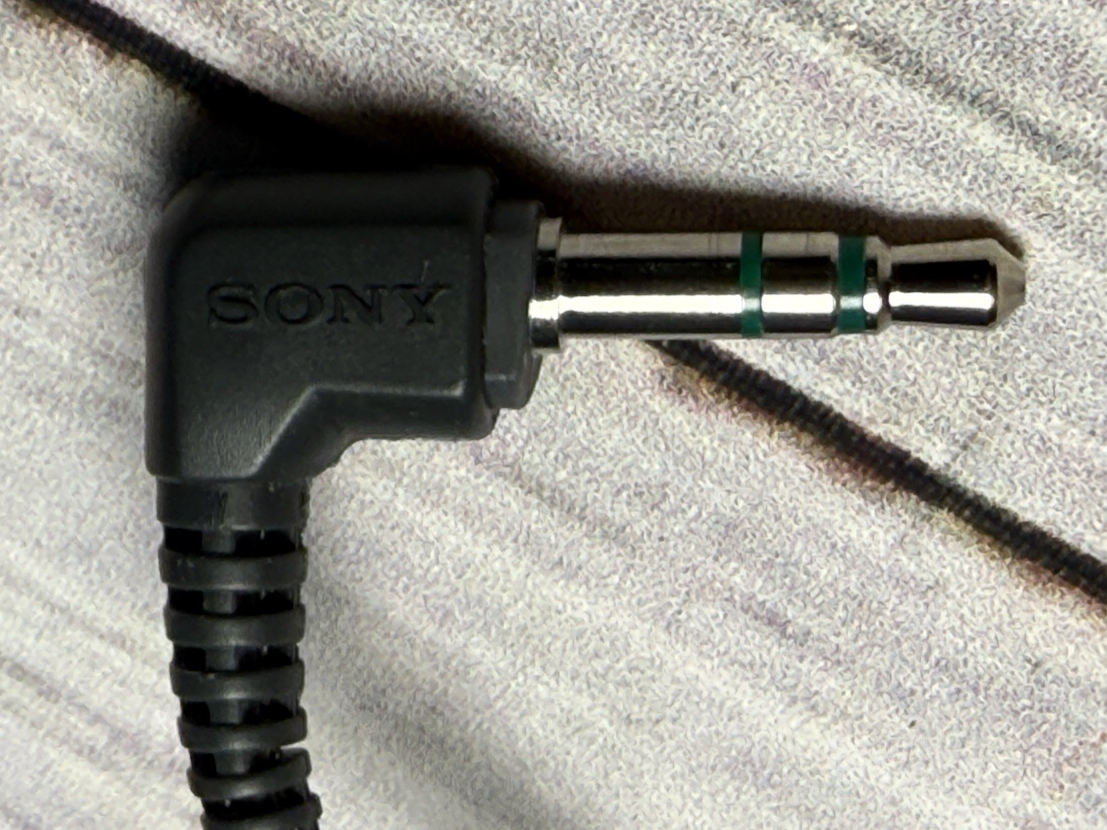 Sony MDR-W08 Portable Lightweight Stereo Headphones – Tested and Working!