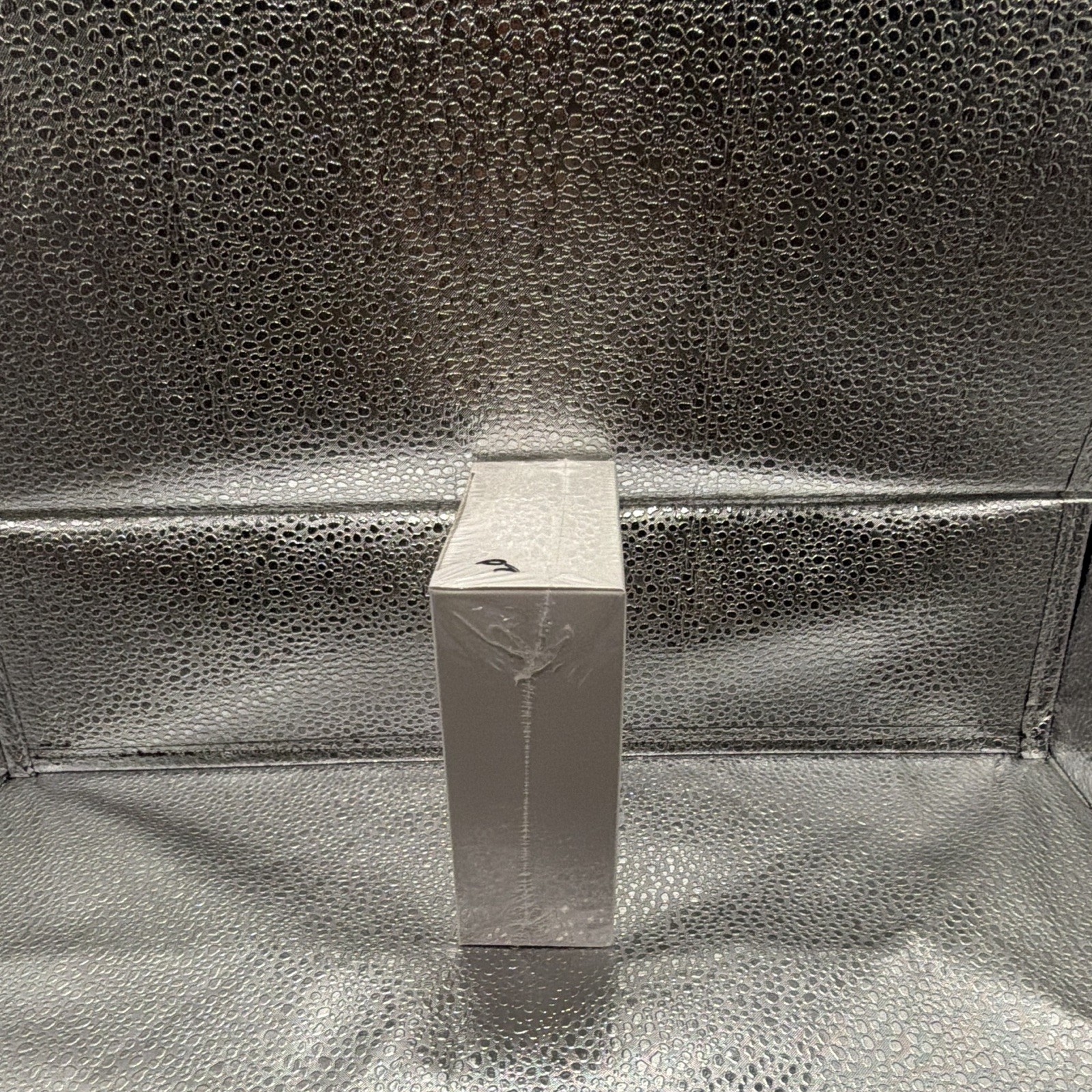 OWS PRO VV4 Wireless Bluetooth Ear-Hook In-Ear Earbuds Built-In Mic White
