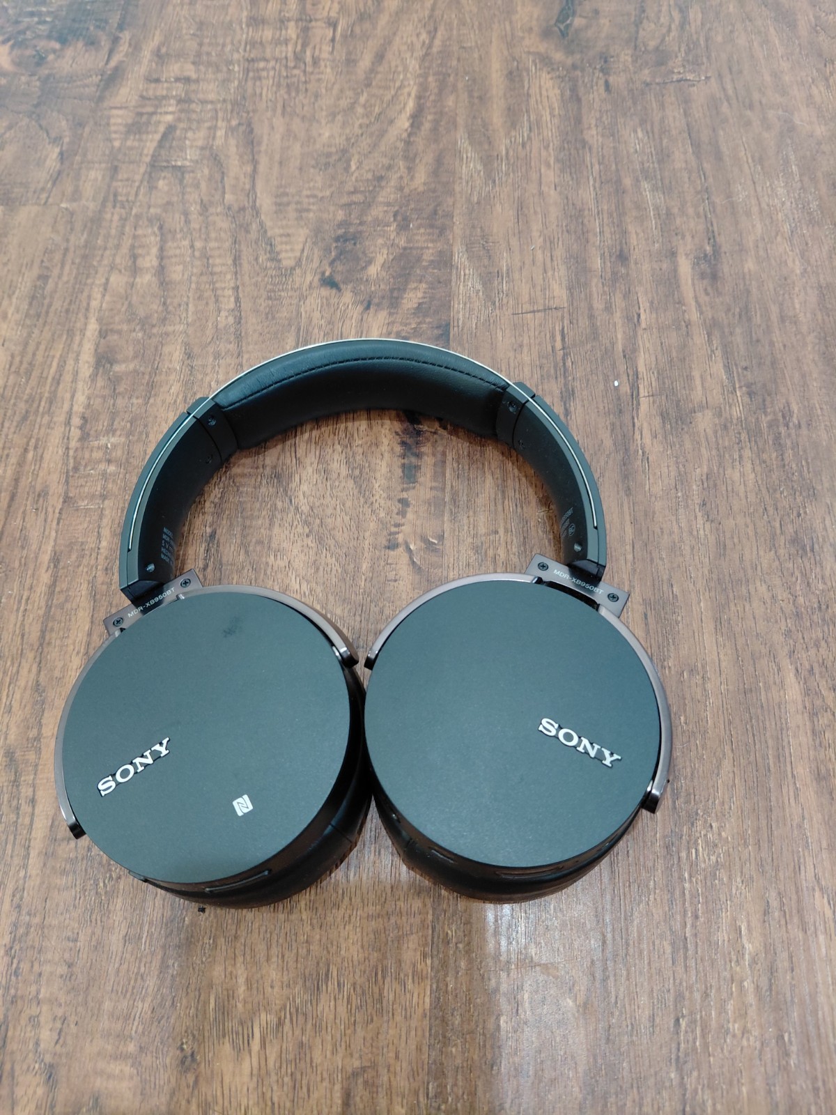 Sony MDR-XB950BT Extra Bass Wireless Stereo Bluetooth Headphone – Black
