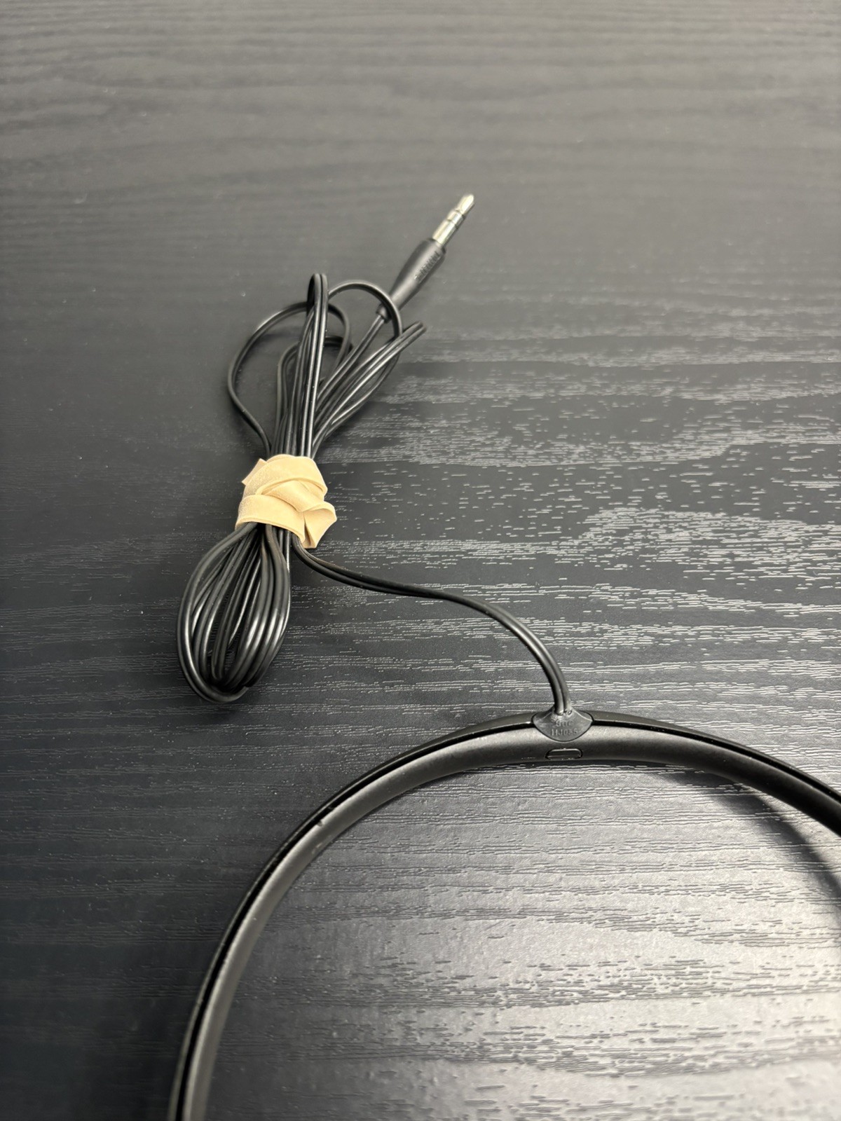 Nike Philips Duro Sport Headphones Unisex Feather Light Sweat Resistant – tested